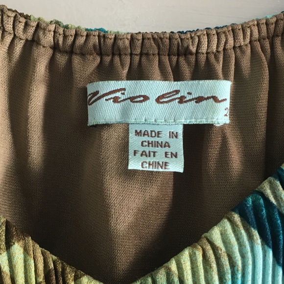 VIOLIN Woman’s Accordion Pleated Pullover Blouse 2X - Picture 6 of 16